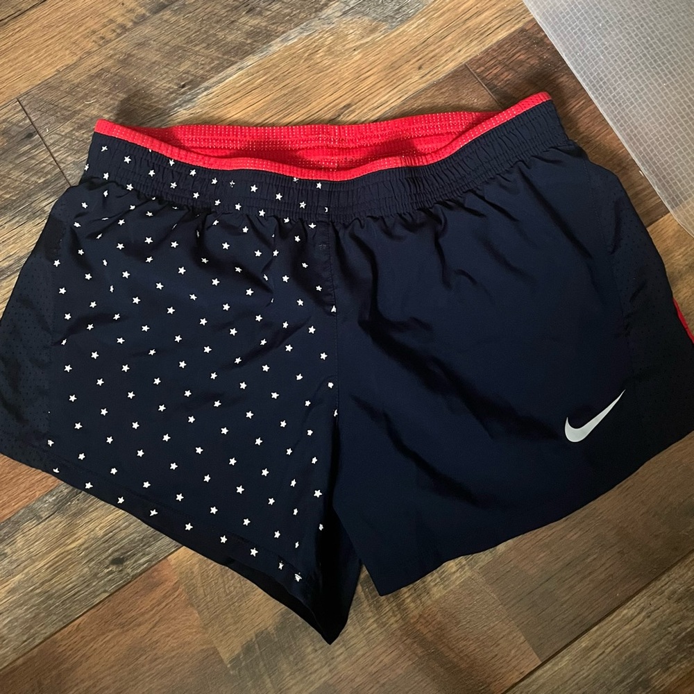 💜GUC lined Nike shorts medium 4th of July💜